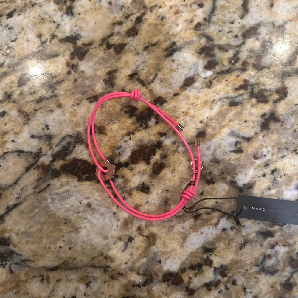MARC JACOBS PINK BOLT FRIENDSHIP BRACELET M5131089 - PINK - Picture 3 of 4